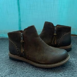 Born tavar boot size 7